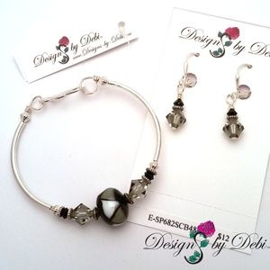 Glass & Crystal Triangles Fitted Bangle & Earrings
